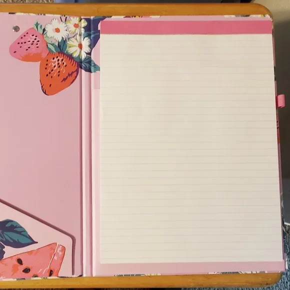 Vera Bradley Rosy Garden Picnic Clipboard Folio & Notepad - Picture 3 of 4